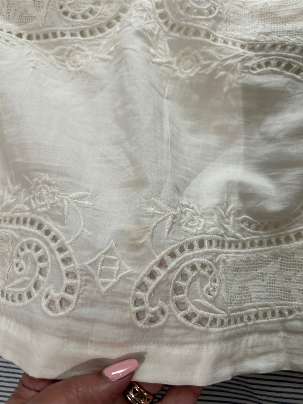 FARM Rio White Embroidered Peasant Crop Top - Picture 4 of 4